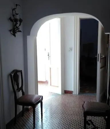 Ampio In Palazzotto D'epoca Brindisi