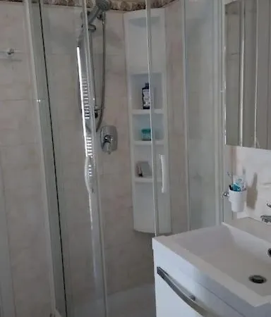 Ampio In Palazzotto D'epoca Apartment